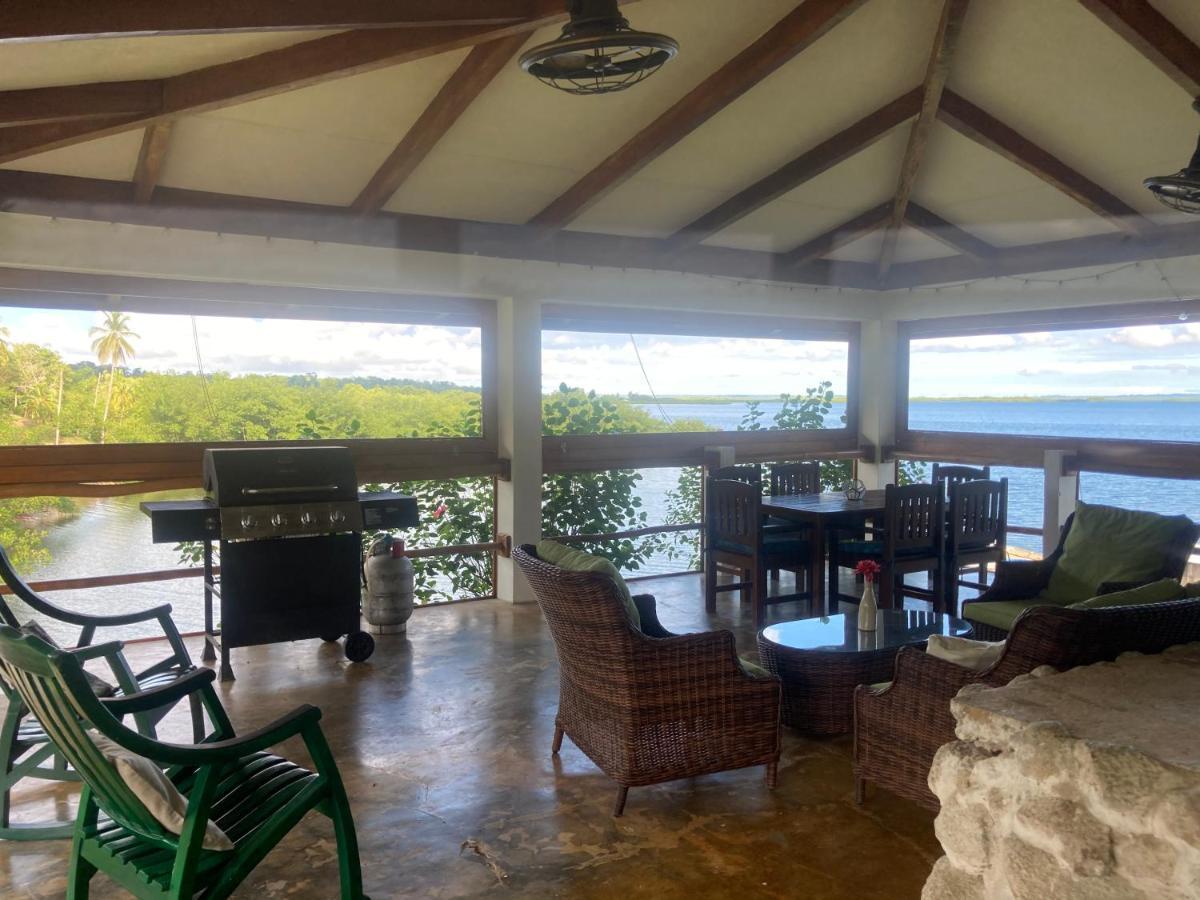 Bed and Breakfast Dolphin Bay Hideaway à Bocas del Toro Extérieur photo